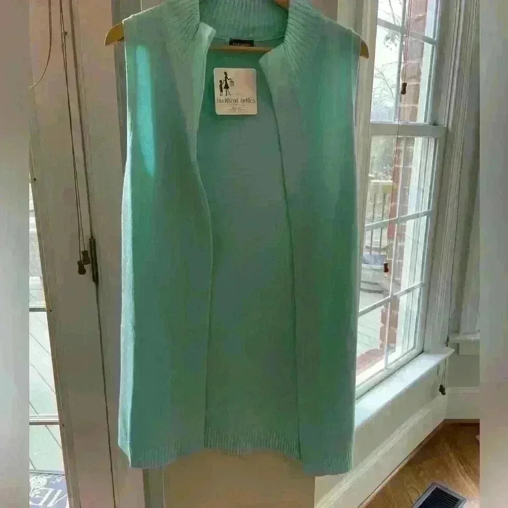 NWT Beautiful Light Mint Green Open Long Cardigan Sweater One Size